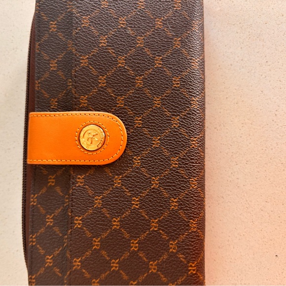 Rioni Brown and Orange Crossbody Bag with matching wallet - Picture 12 of 16